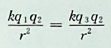 真空中有三个带电质点，其电荷分别为其中，电荷为的质点位置固定，电荷为的质点可以自由移动，当三个质点的空间分布如图所示时， 电荷为的质点静止不动，此时如下关系成立的是：